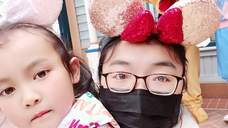 Happy Women’s Day | 歡度三八節(jié)，我們相約上海迪士尼樂(lè)園